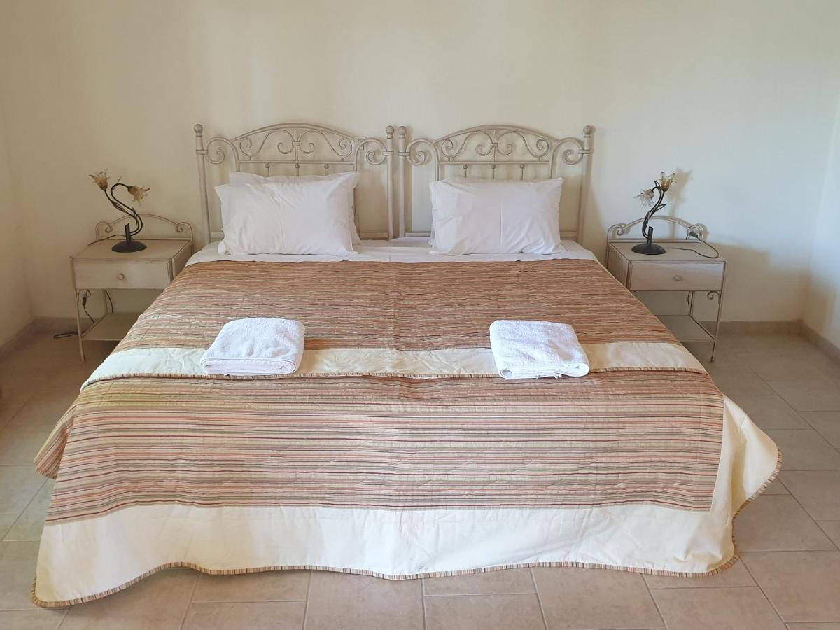 Olive Villas Anapaftíria Esterno foto